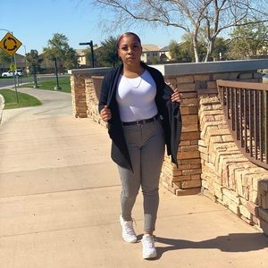 Meet your Posher, Destiny